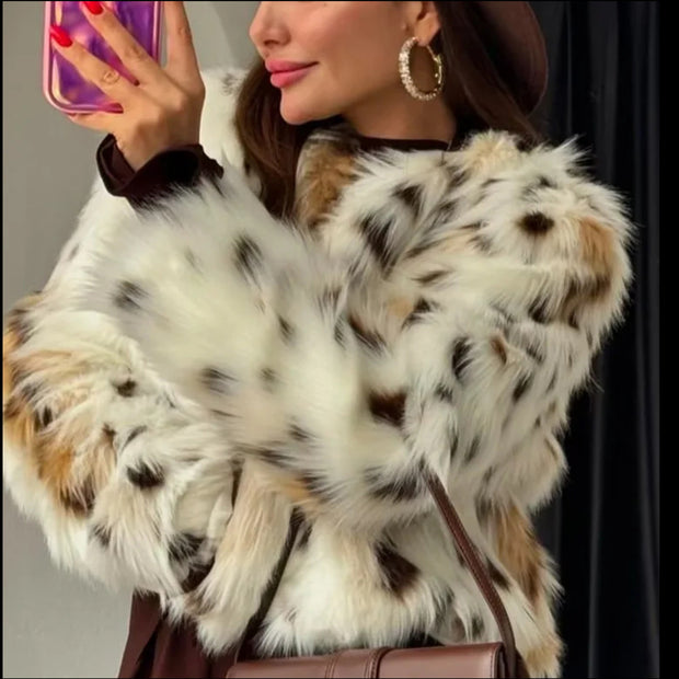 Fluffy | Veste en fausse fourrure