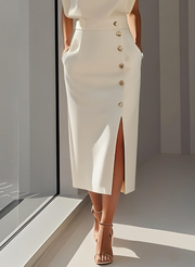 NOMI™ | Robe avec Boutons Dorés et Fente Latérale