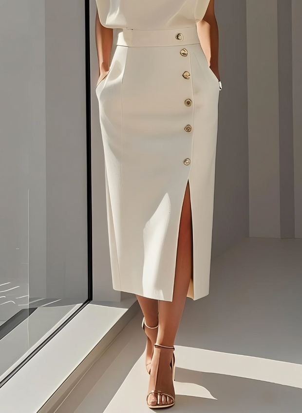 NOMI™ | Robe avec Boutons Dorés et Fente Latérale