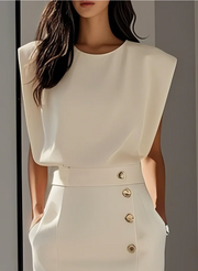 NOMI™ | Robe avec Boutons Dorés et Fente Latérale