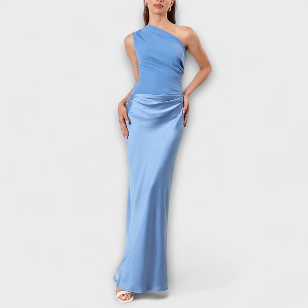 SATINE | L’élégance asymétrique en version plissée